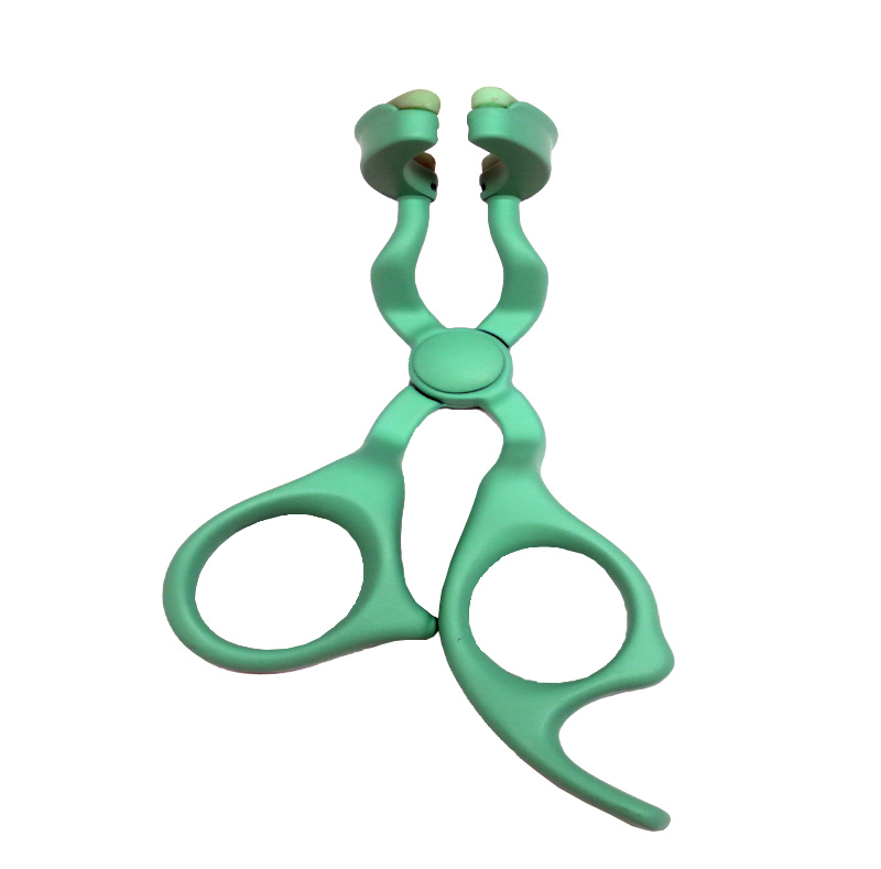 Գունավոր կոնտակտային ոսպնյակների օգնություն